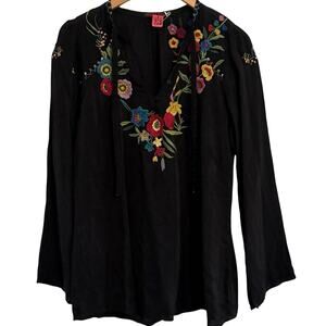 Johnny Was Black Floral Embroidered V Neck Top Women’s Size Medium Boho Hippie